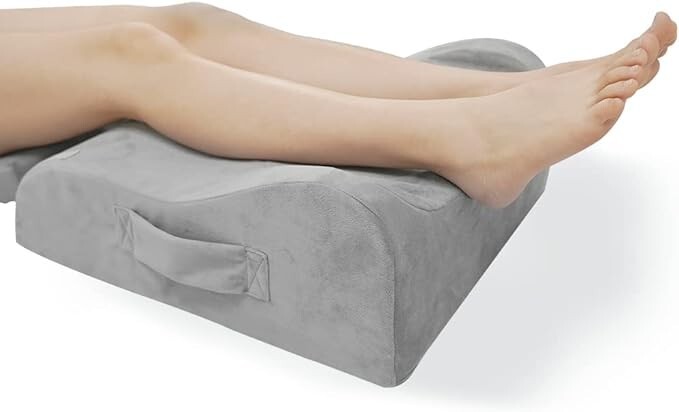 LightEase Memory Foam Leg Elevation Support Wedge Pillow