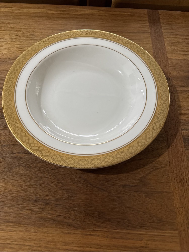 American Royalty 9.5-inch Bone China Salad Bowl with White Gold Trim
