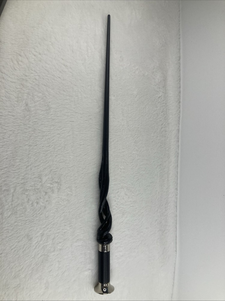 Fantastic Beasts Albus Dumbledore Collectible Wand by Warner Bros