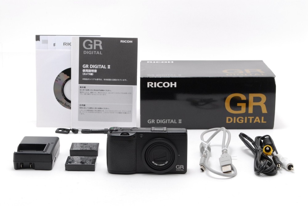 2Battery [MINT Box] Ricoh GR Digital II 2 10.1 MP Compact Digital Camera JAPAN