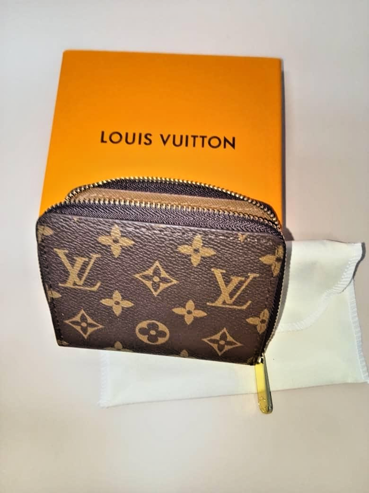 Louis Vuitton Monogram Small Zippy Wallet Round Coin Purse -( Brown)