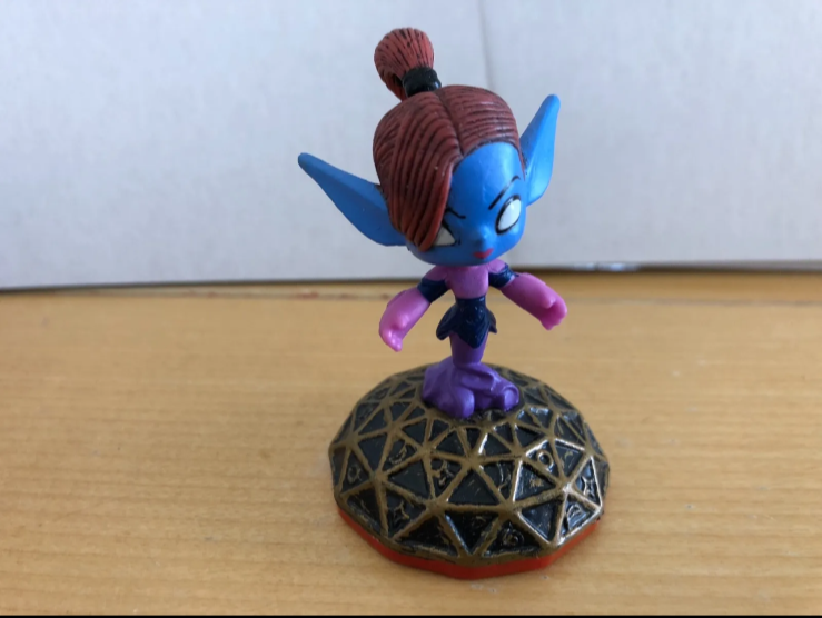 Skylanders Trap Team Mini Jini Magic Element Action Figure