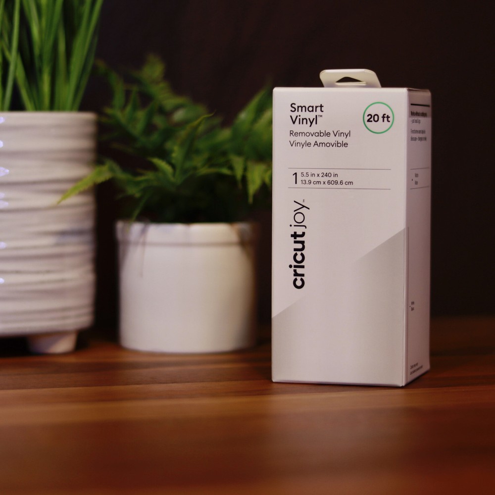 Cricut Joy Smart Removable Vinyl - White, 20ft Roll (5.5