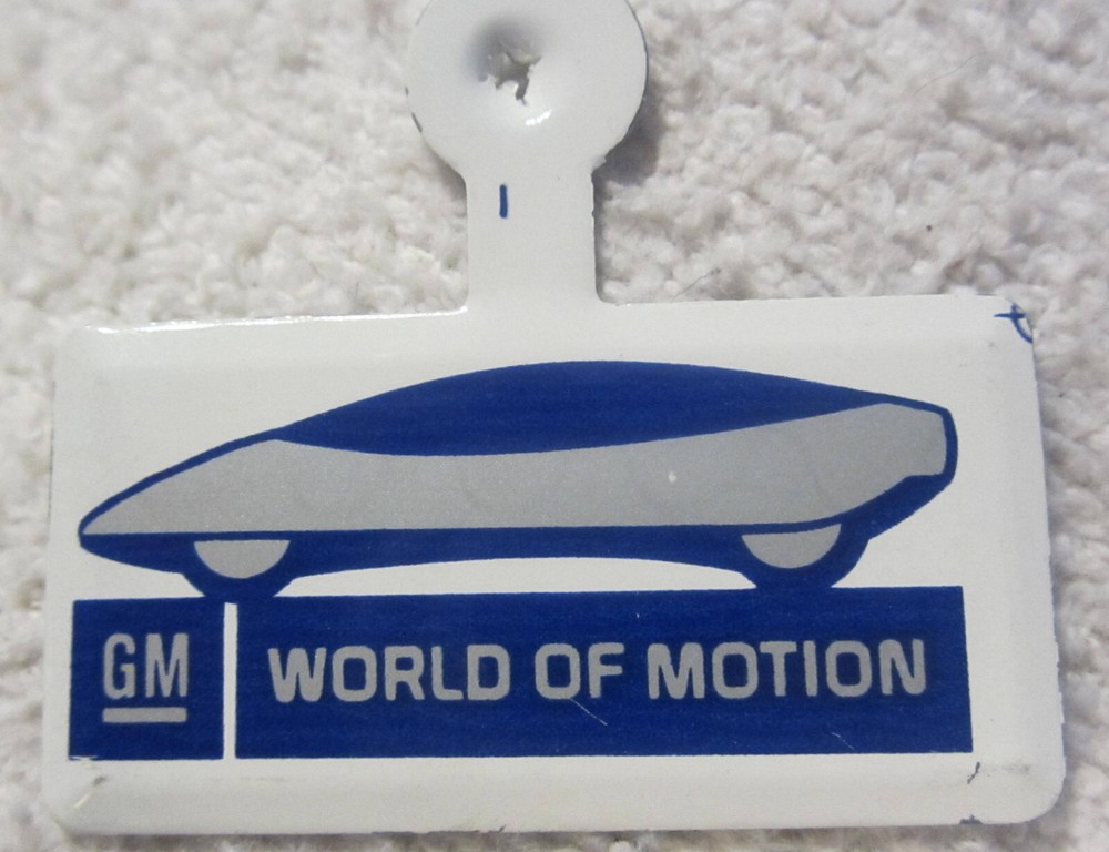 1.5x.75 GM World of Motion Epcot Disney Vintage Metal Lapel Pin