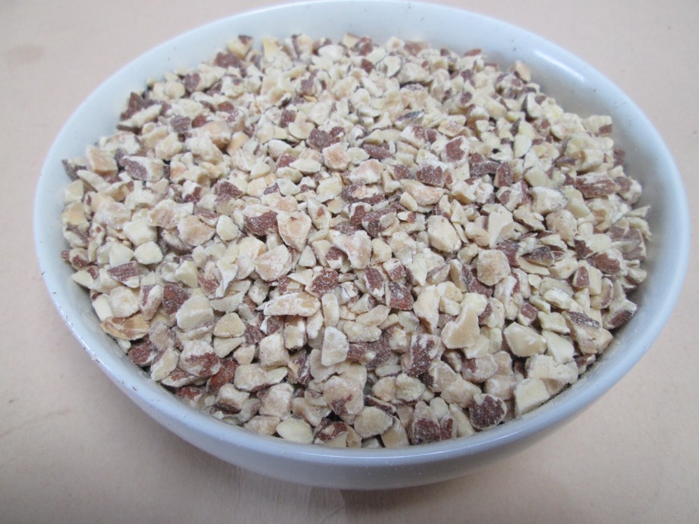 Roasted Chopped Almonds 5 lbs-Green Bulk