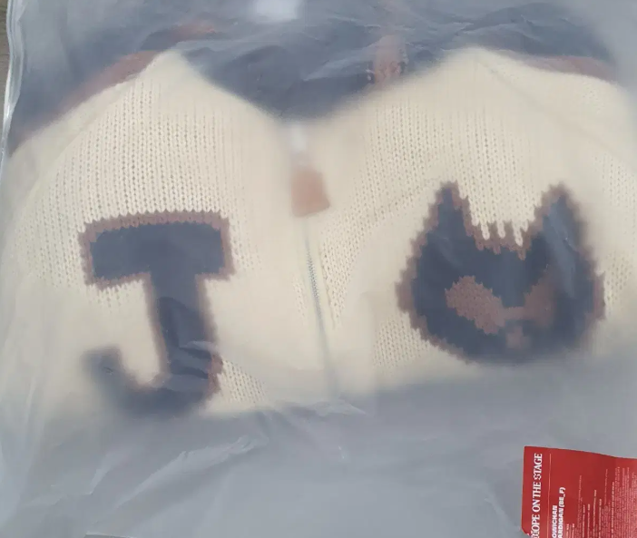 BTS J-HOPE  HOPE ON THE STAGE Cowichan Cardigan Beige With Photocard Official MD