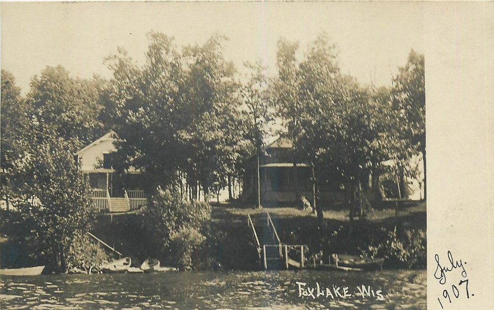 c1905 Fox Lake Wisconsin Lake Front boats RPPC Postcard 25-8250