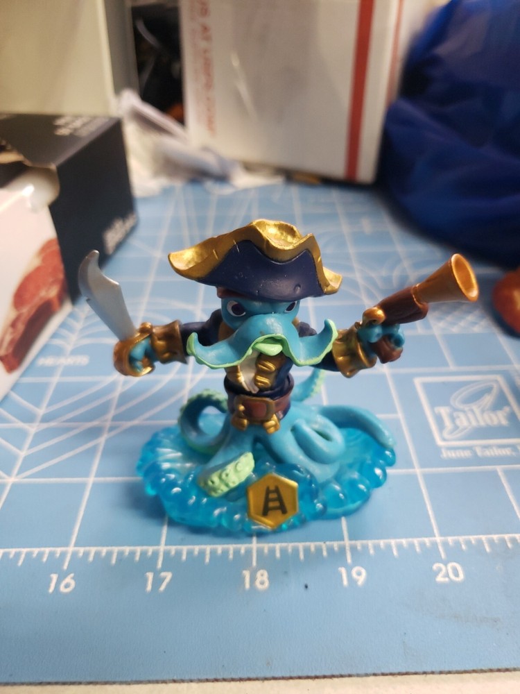 Activision Skylanders Swap Force Wash Buckler Action Figure 84746888 AFT  