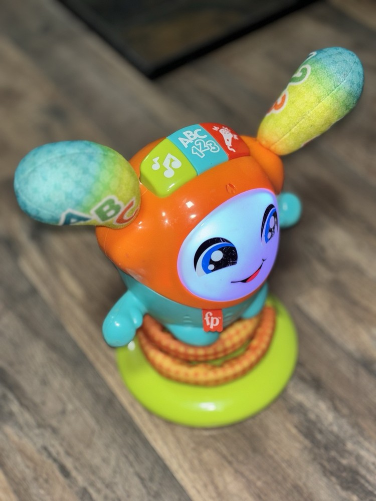 Fisher-Price Used Has Slight Scratch’s On It, Sings, Dances & Lights Up Still