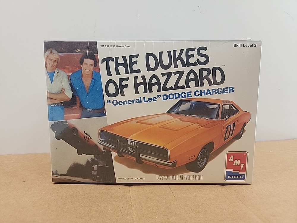AMT/ERTL 1/25 General Lee Dodge Charger Model Kit #8597 Dukes of Hazzard NOS