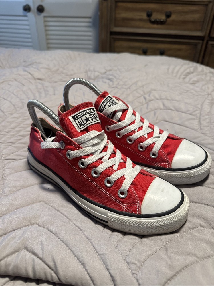 Size 7 - Converse Chuck Taylor All Star Low Red Womens