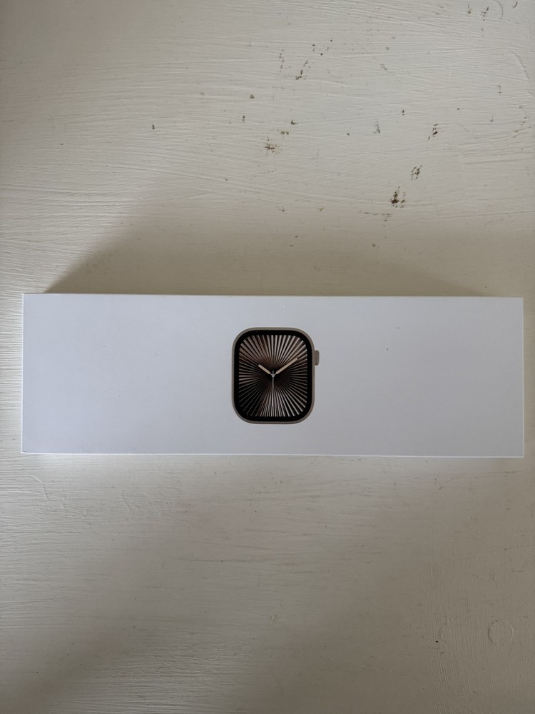 Apple Watch Series 10 [GPS + Cellular 42mm case] Smartwatch with Gold Titanium