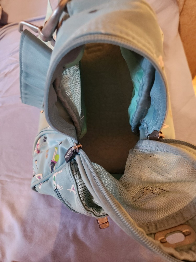 Pet Carry Case / Bag By Nikki Nicole Miller For Cats Or Small Dogs