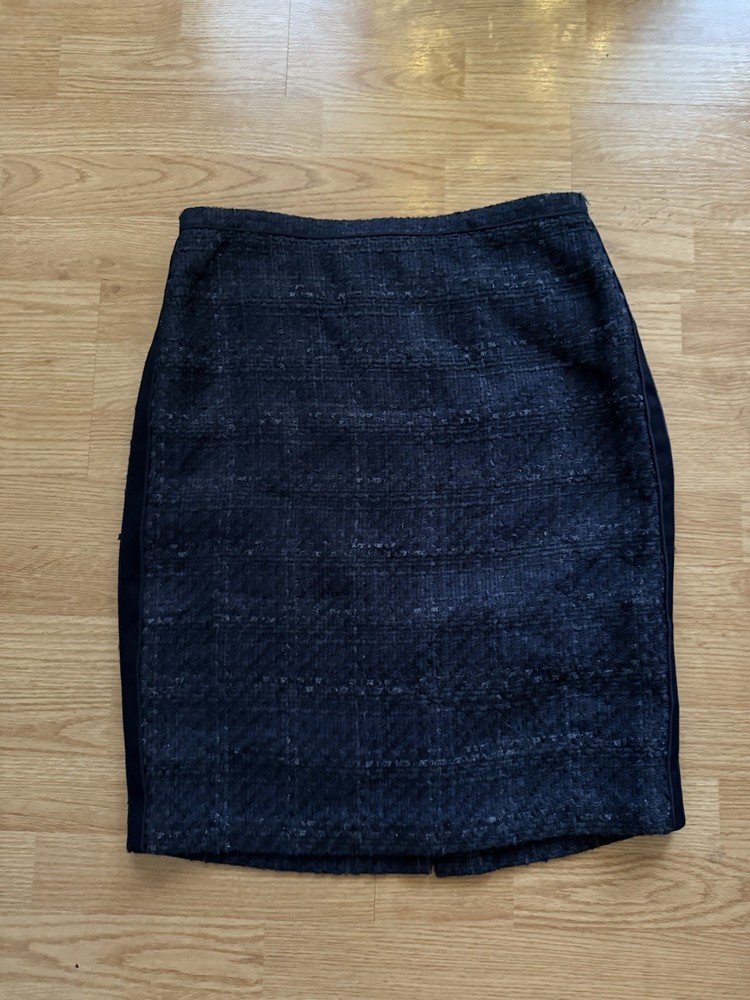 Tory Burch Tweed Wool Skirt – Size 10 – Classic & Chic!