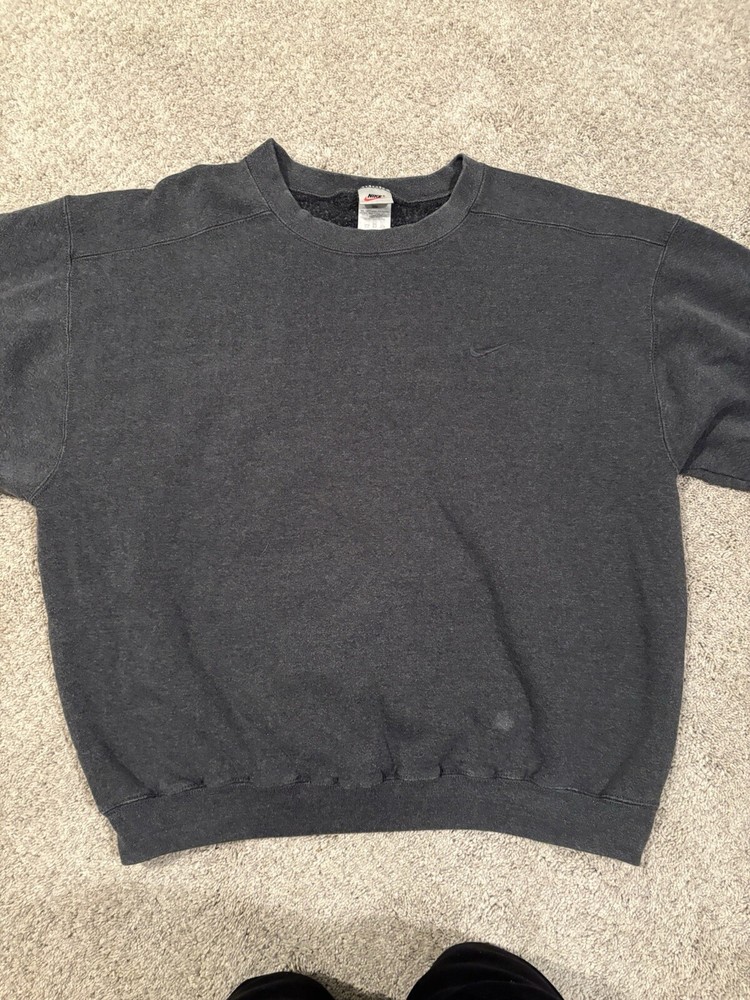 Nike Men's L Sweatshirt Long Sleeve Fleece Embroidered Logo Crewneck Pullover