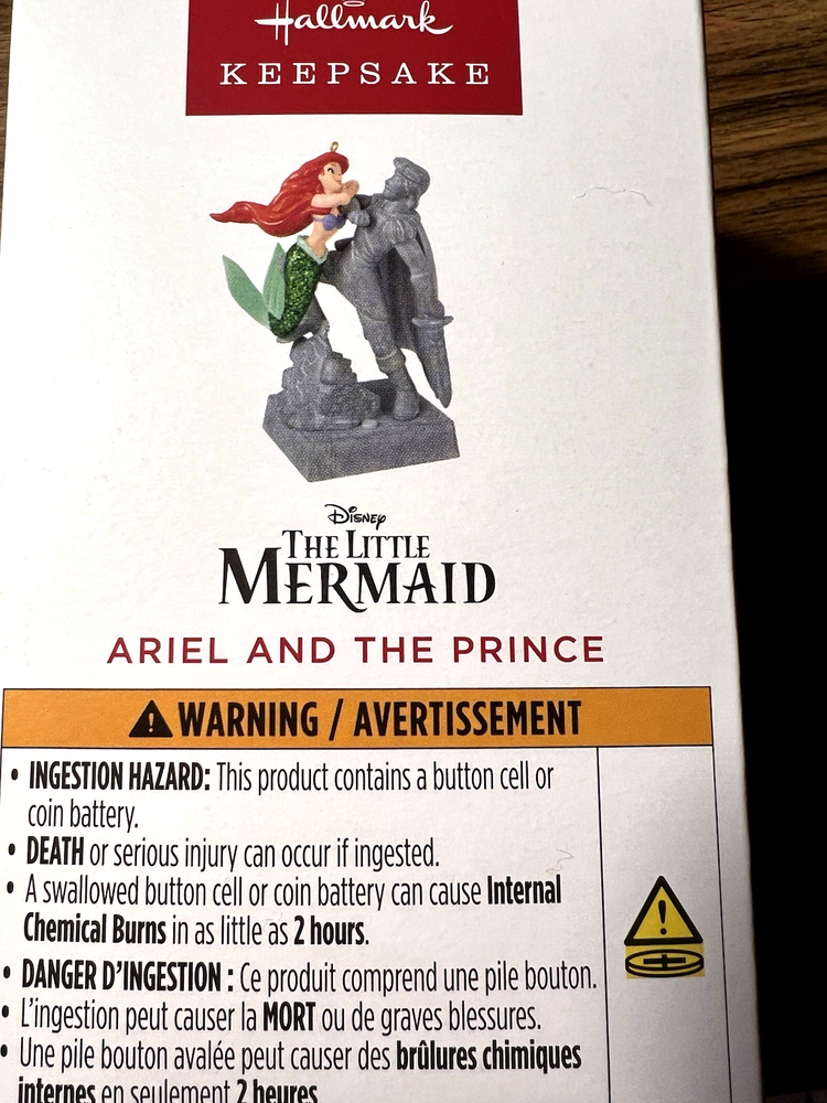 2025 Hallmark ARIEL AND THE PRINCE - THE LITTLE MERMAID - DISNEY - Battery Opd