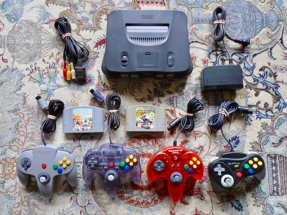 DISCOUNTED Nintendo 64 Console NUS-001, Mario Kart game, 4 controls! N64 bundle