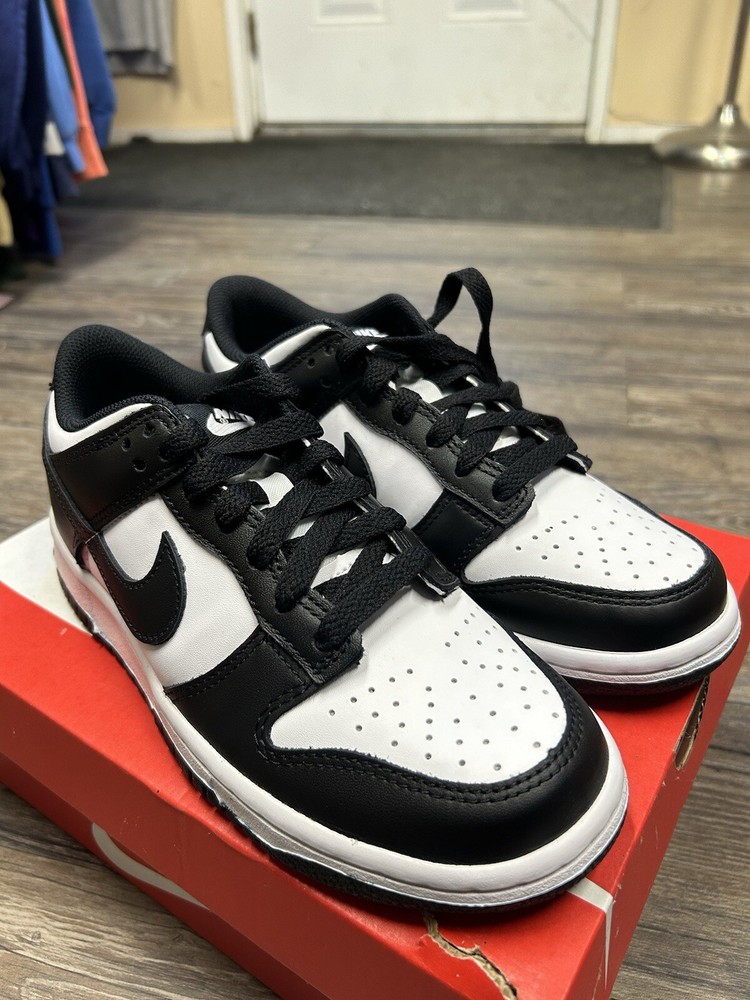 Размер 5 - Nike Dunk низкий черный белый молодежи