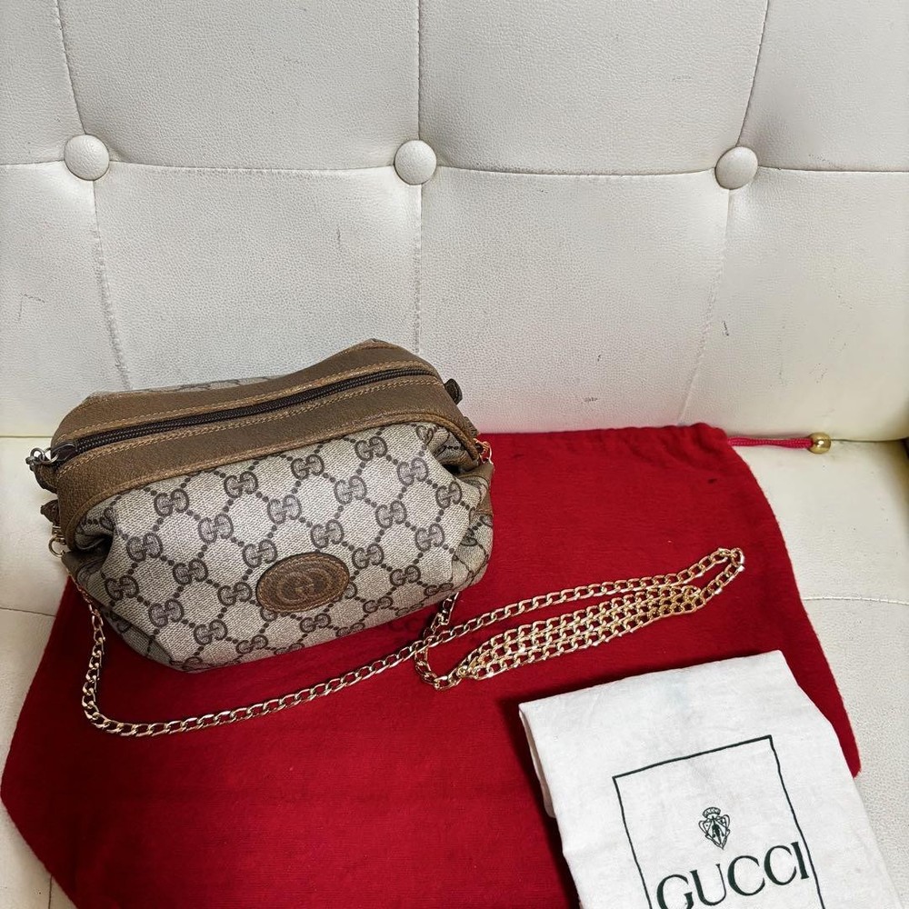 Gucci Vintage Mini Chain Shoulder Bag Small Leather Crossbody Purse