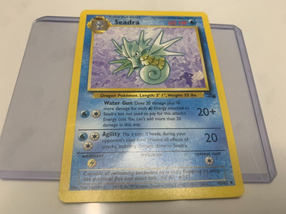 Vintage Seadra 42/62 Fossil Trading Card Holo Rare