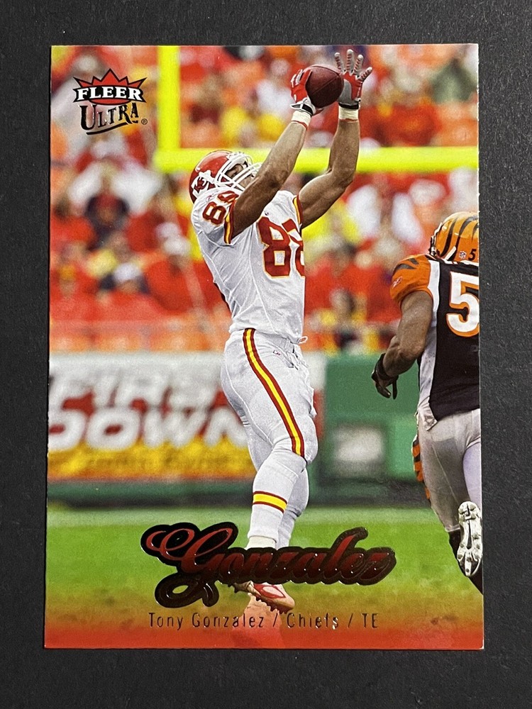 2007 Fleer Ultra Tony Gonzalez Card - Kansas City Chiefs