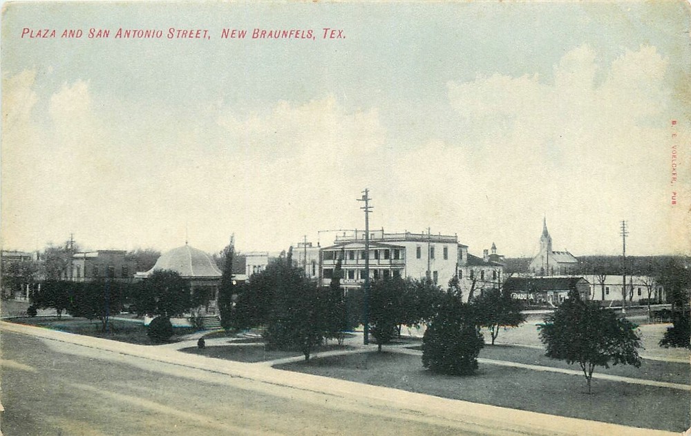 c1910 New Braunfels Texas Plaza San Antonio Street Voleloker Postcard 25-5966