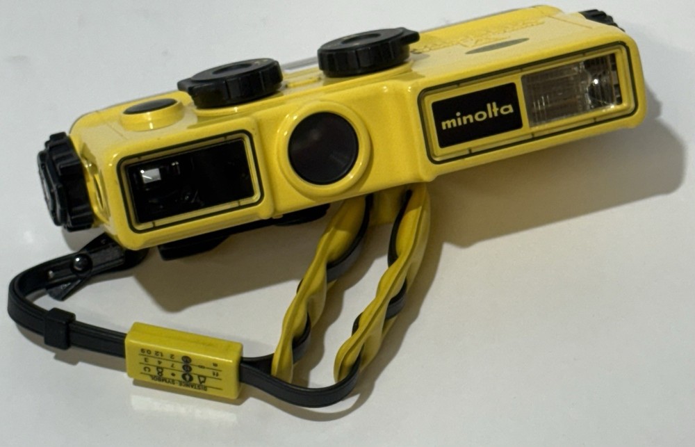 Minolta Weathermatic A 110 Film Yellow Underwater Camera W/ Strap Untested