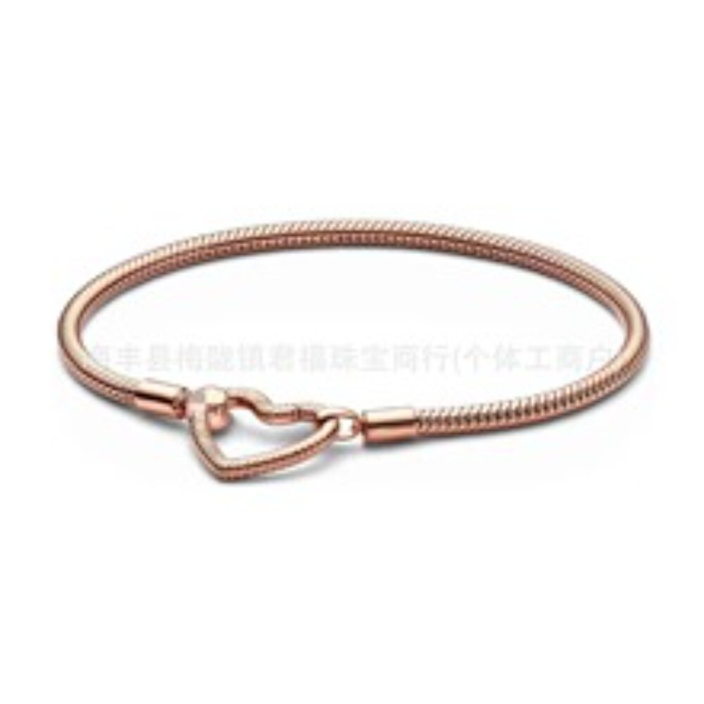 NEW ™Pandora Moments Heart Closure Snake Chain Bracelet With Gift Box