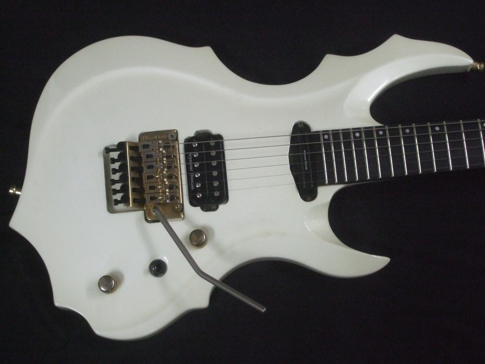 EDWARDS E-FR-140GT/BA Electric Guitar Good Condition Free shipping from Japan