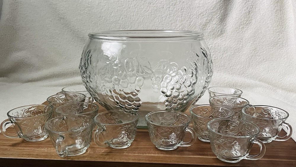 Vintage Indian Glass Crystal Happenings Punch Bowl With  12 Cups - NICE
