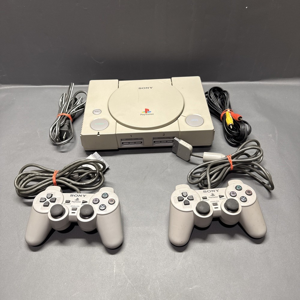 Sony PlayStation 1 PS1 Console, SCPH-7501 + 2 Dual Shock Controller, Cables 1998