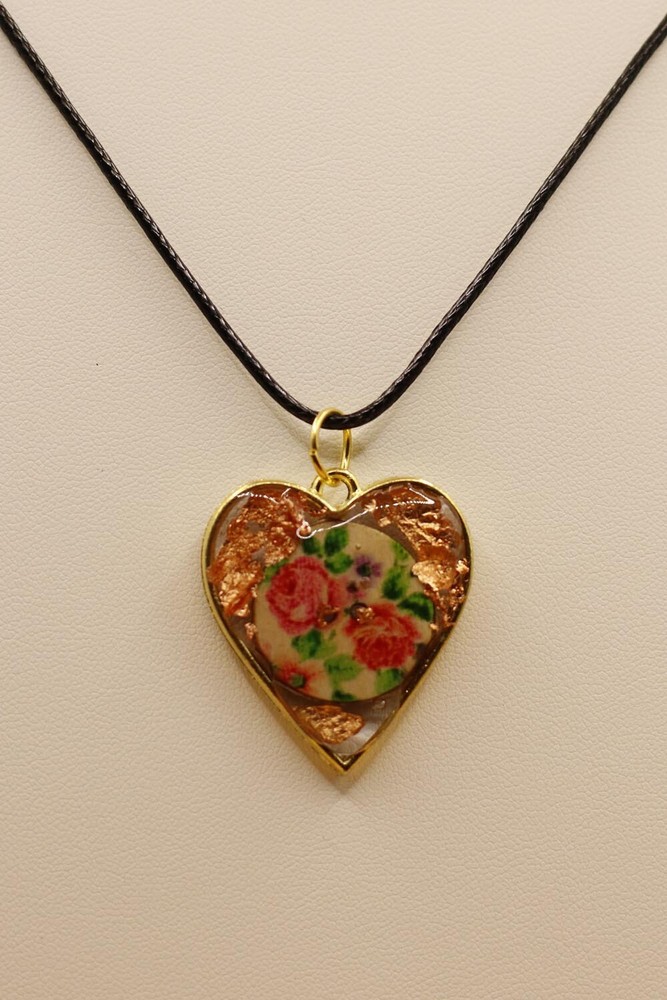 Cute as a Button Necklace