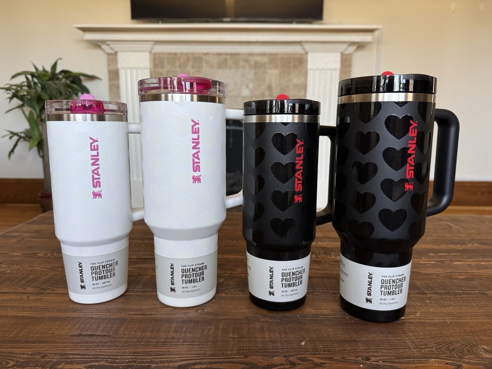 🖤🤍Stanley ProTour Valentine’s Tumbler 30 Oz 40 Oz White Black Hearts 🤍🖤