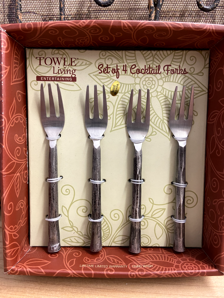 TOWLE LIVING Entertaining 4 pc cocktail fork set