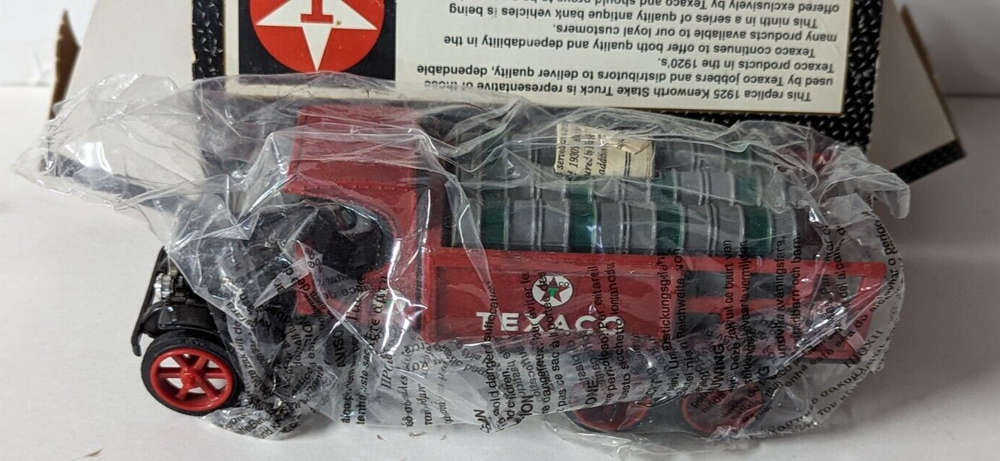 Ertl 1925 Kenworth Stake Texaco Truck Die Cast Coin Bank
