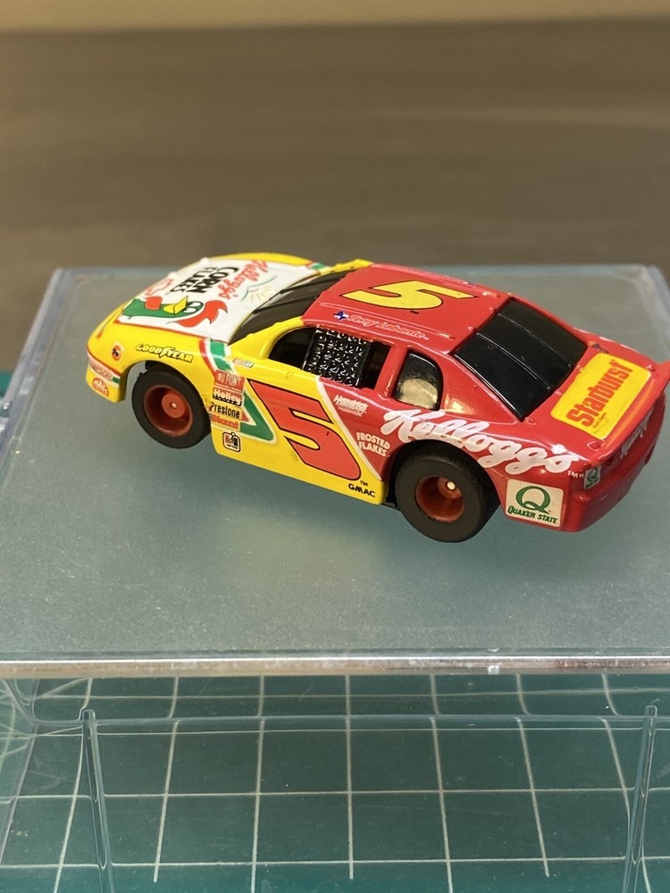 TYCO NASCAR Slot Car Terry Labonte #5 Wide Pan 440x2 Racing Set