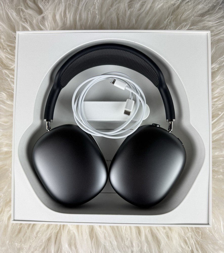 Apple AirPods Max Space Gray MGYH3AM/A - Premium Wireless Headphones $550