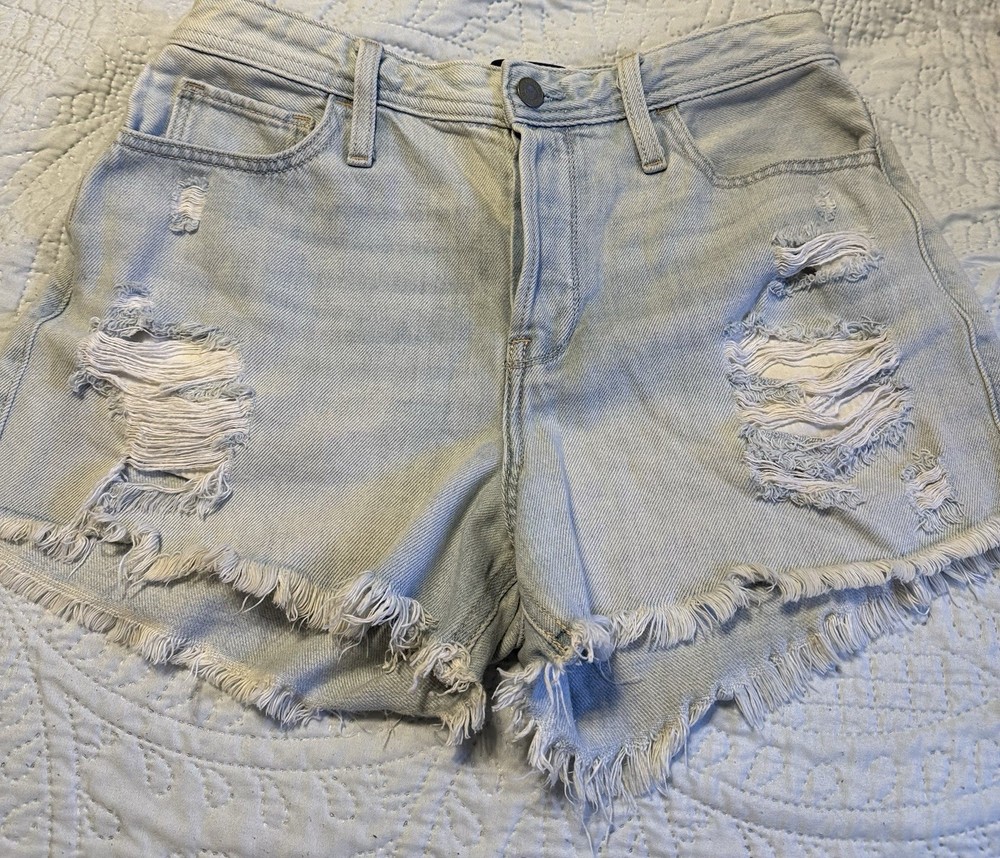 Hollister Womens High Rise 3-Inch Denim Shorts Size 7