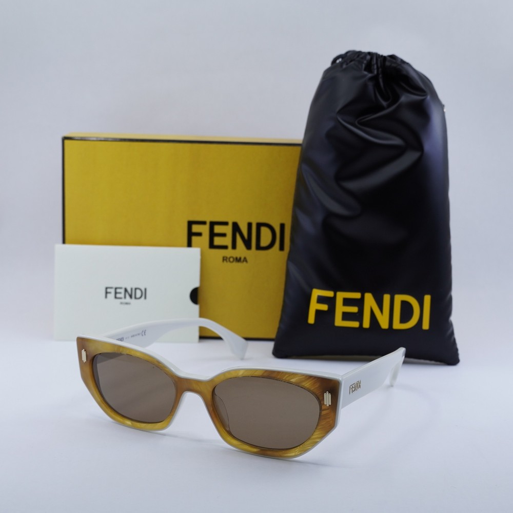 Fendi FE40018I 64E Honey Green Havana White Brown Sunglasses 54-18-145 New Authentic
