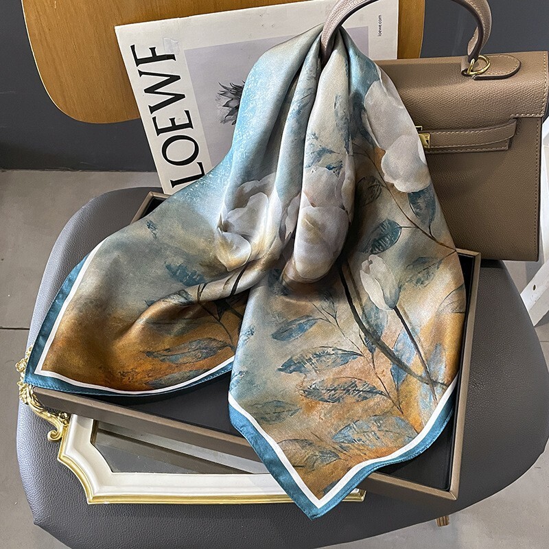 100% Silk Mulberry 26 Inch Square Scarf Women Neckerchief Wrap Oil Painting Lotus Design