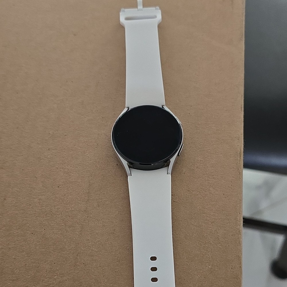 Samsung Galaxy Watch 40mm Silver Stainless Steel White Silicone Band Touchscreen
