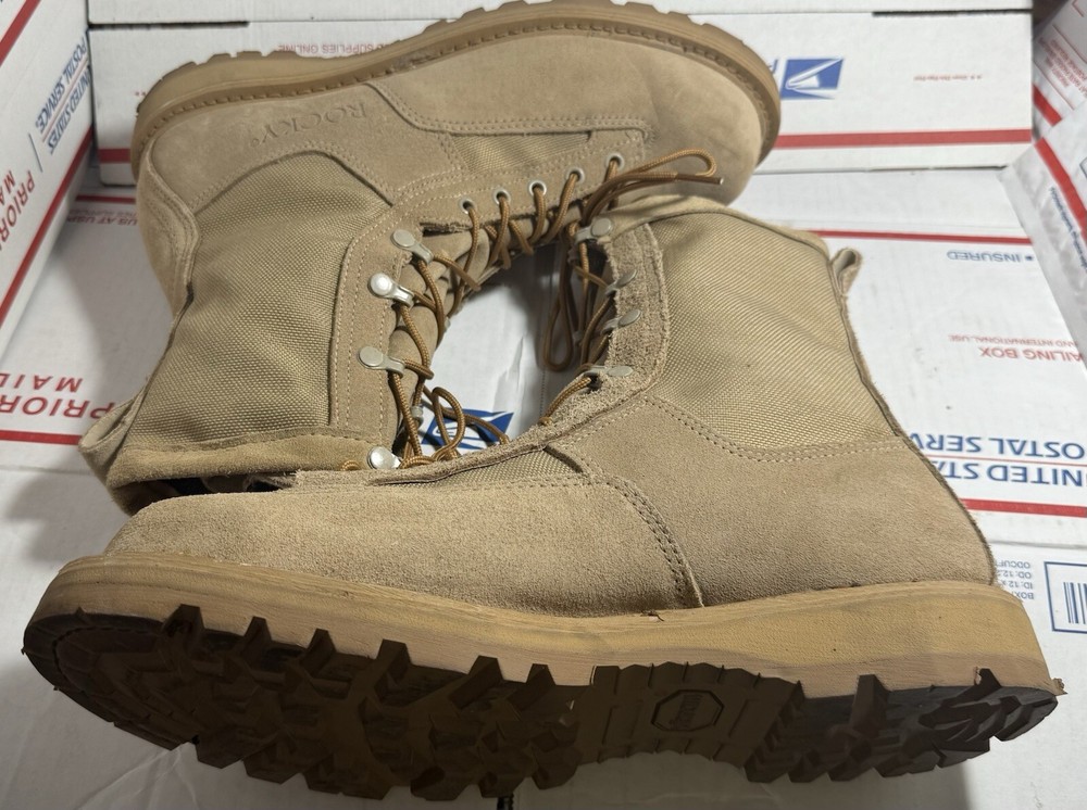 ROCKY 790G 10.5 R GORTEX DESERT TAN COMBAT ASSULT BOOTS SIZE 10.5  U.S. MADE -