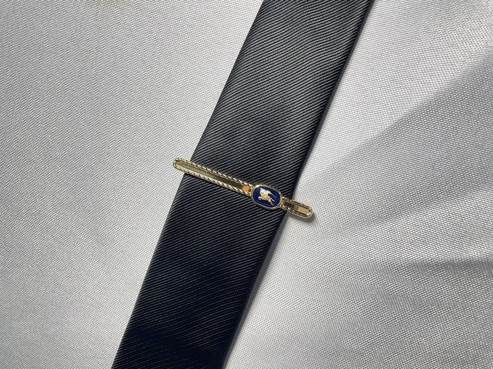 Burberry Horse Night gold and dark navy tie clip bar pin