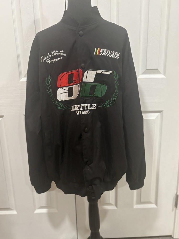 Skatepark Men's Racing Bomber Jacket Size XL.  EUC