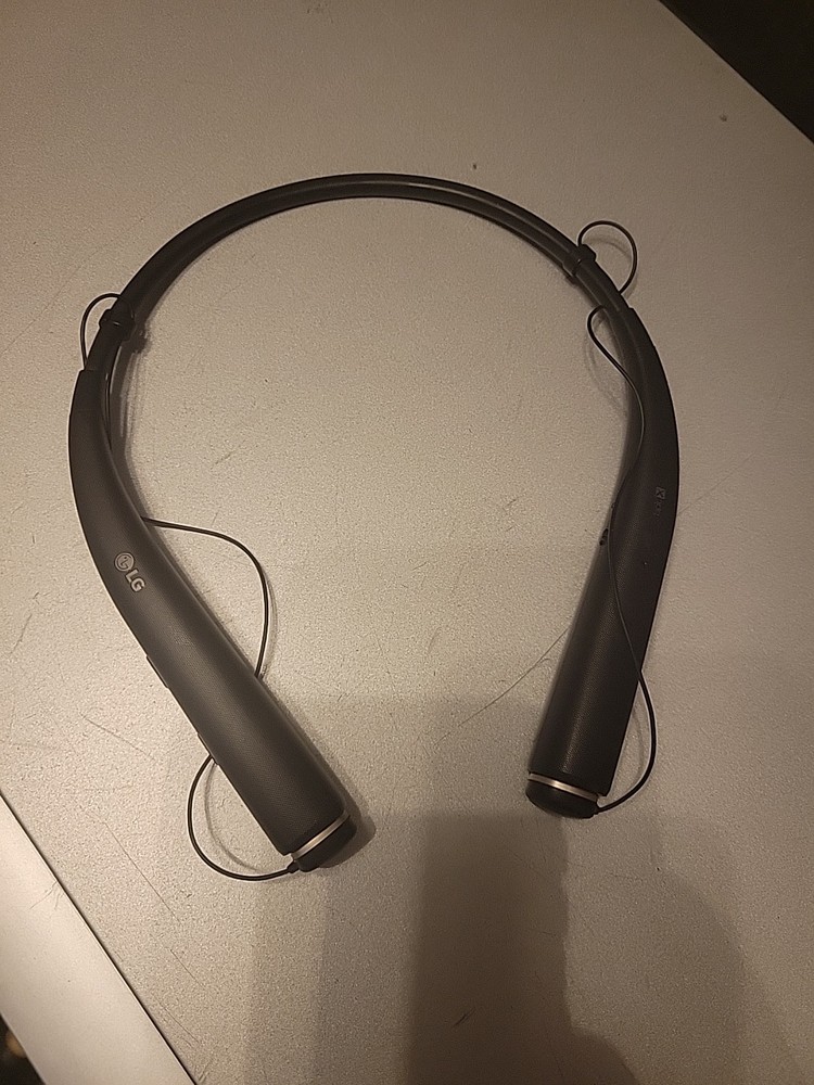 LG HBS-780 TONE PRO Bluetooth Wireless Stereo Headset  Tested Excellent