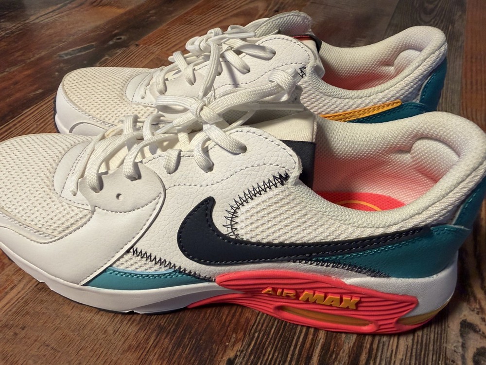 Nike Air Max Excee Size 9 Men’s White Dusty Cactus Thunder Sneakers  HF4854-100