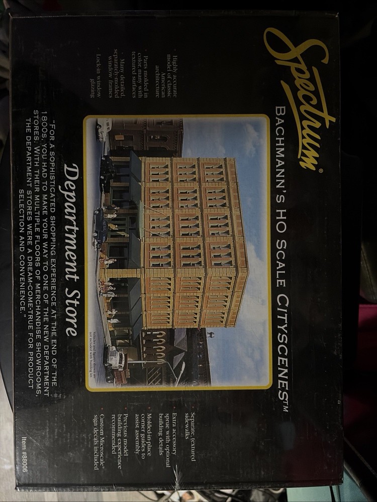 Bachmann 88006 Spectrum Department Dept Store CityScenes Building Kit HO Scale