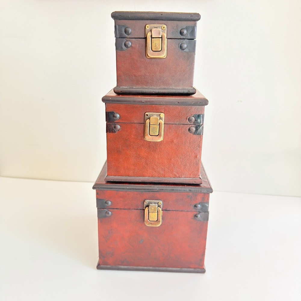 Set Of 3 Vintage Wood Stacking Storage Treasure Chests Nesting Jewelry Boxes,