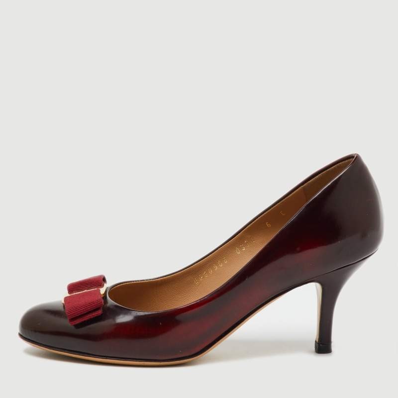 Salvatore Ferragamo Burgundy Leather Vara Bow Pumps Size 365