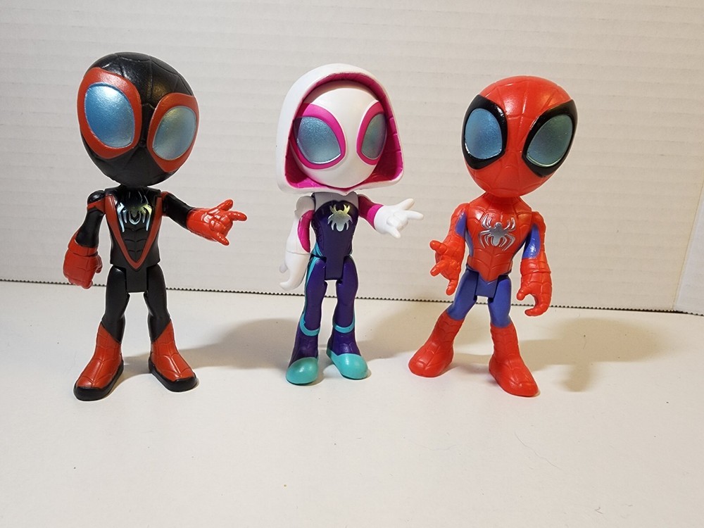 Spidey & His Amazing Friends 4 Inch Action Figure Set Ghost Spider Gwen Miles Morales